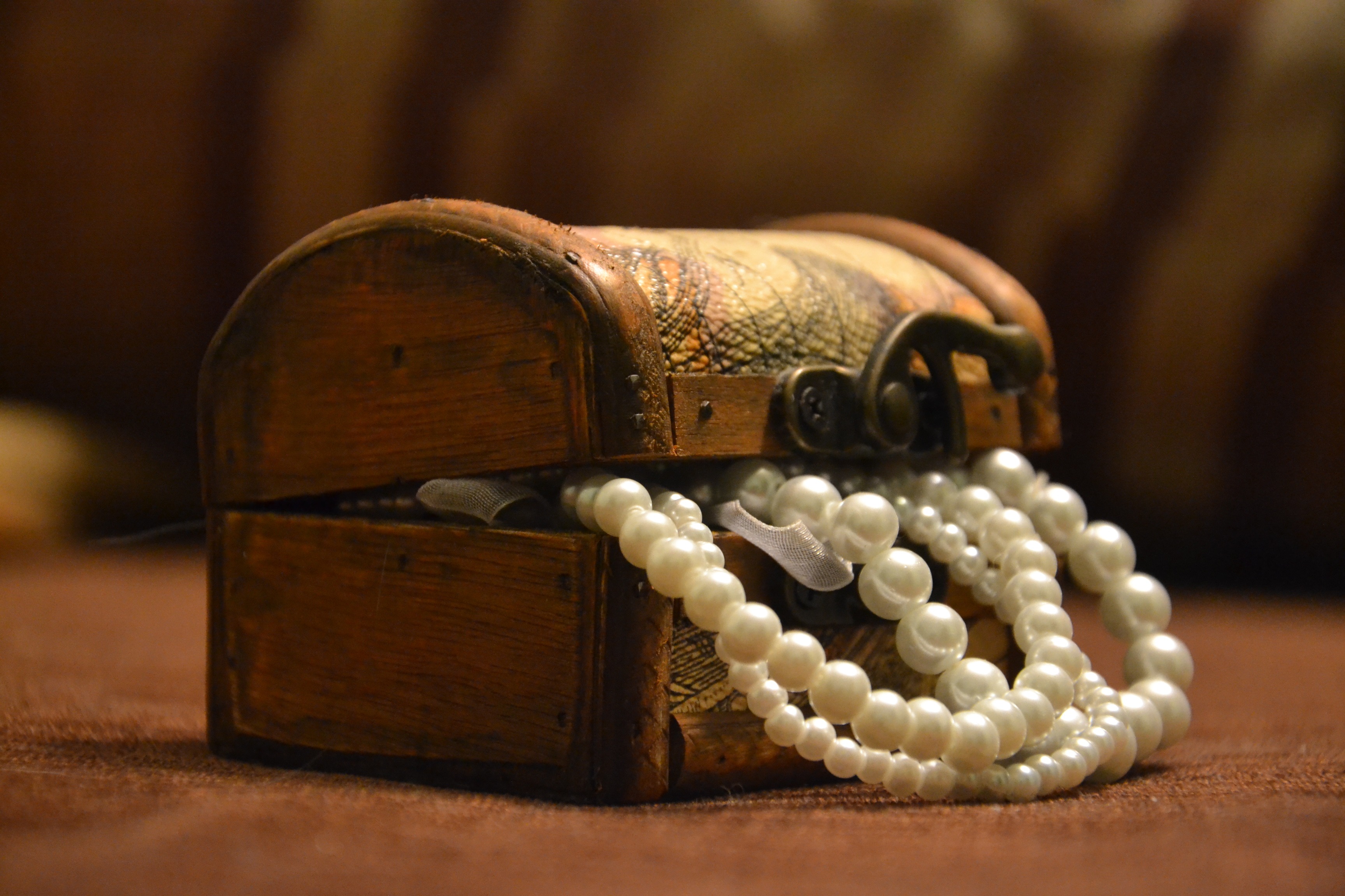 More Precious Than Pearls: A Digital Book of Essays on Eishet Chayil