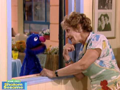 Shalom Sesame: Learn About Shabbat with Grover