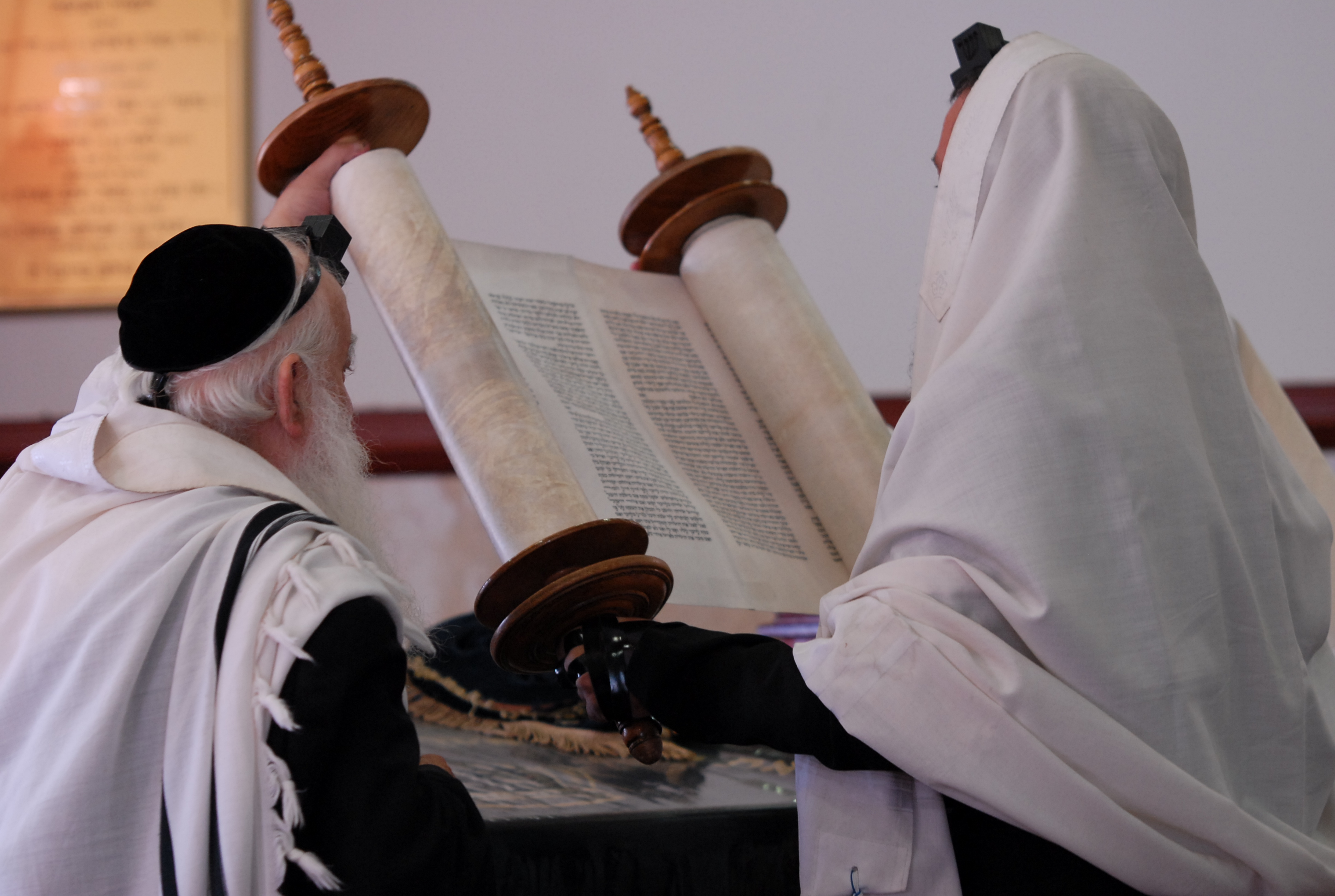 A Detailed Lecture About the Torah Reading Service & Aliyot