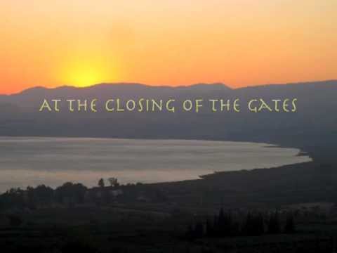 At the Closing of the Gates: A Neilah Song