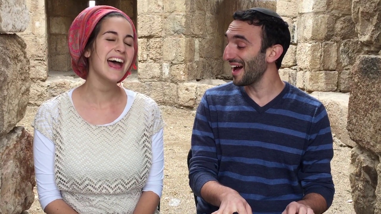 Yonina: Mashup of Traditional Hannukah & Modern Israeli Songs