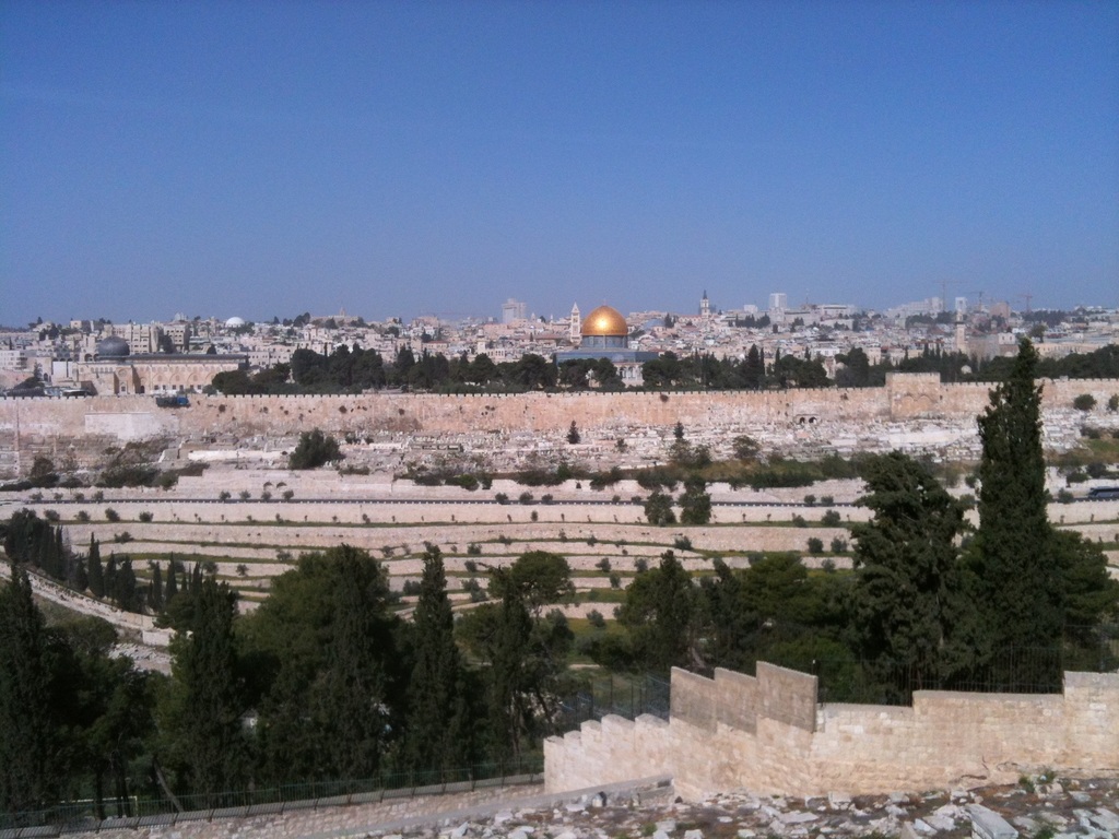 Psalm 125:2 – The Mountains Surrounding Jerusalem