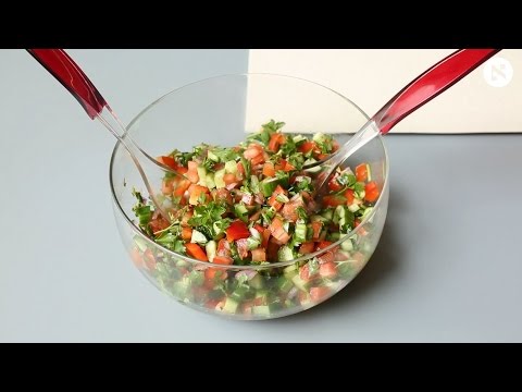 How to Make Israeli Salad
